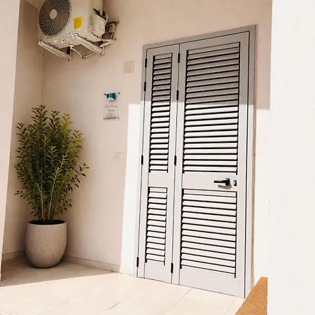 Casa Vittoria 公寓 新福卡